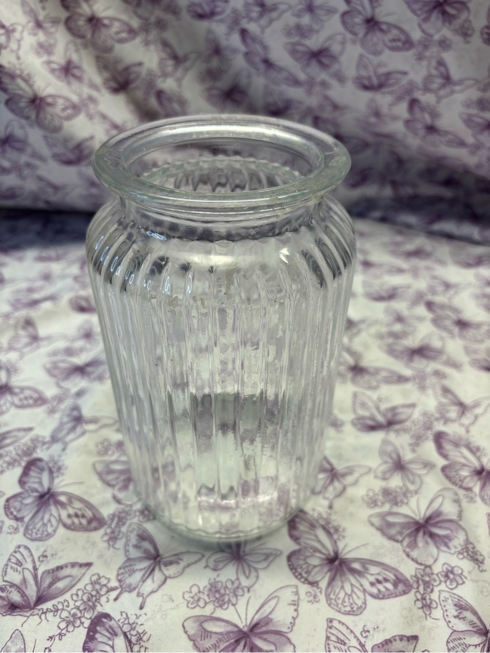 ✴️Clear Ribbed Glass Vase